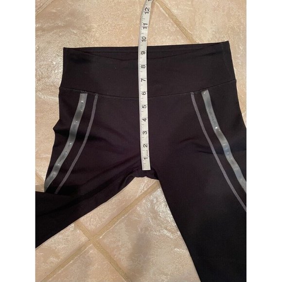 Fabletics Womens Rylie Capri Leggings Black Pockets Stretch UPF Protection XS - Picture 10 of 11